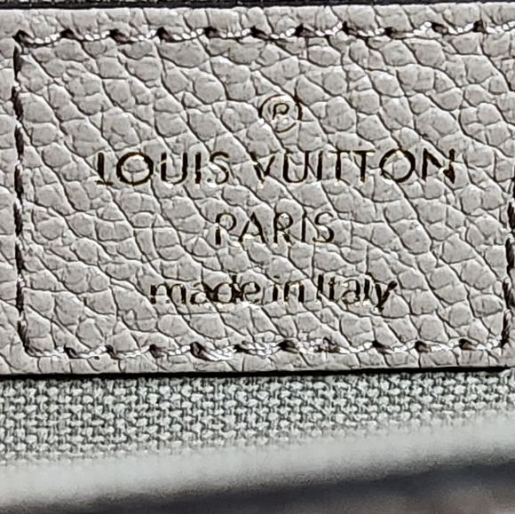 Louis-vuitton Felice Pochette Empreinte leather in Dove cream BNIB - Picture 9 of 11